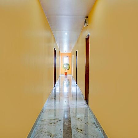 Spot On Hotel Shree Samarth Lodging Kolhapur Extérieur photo