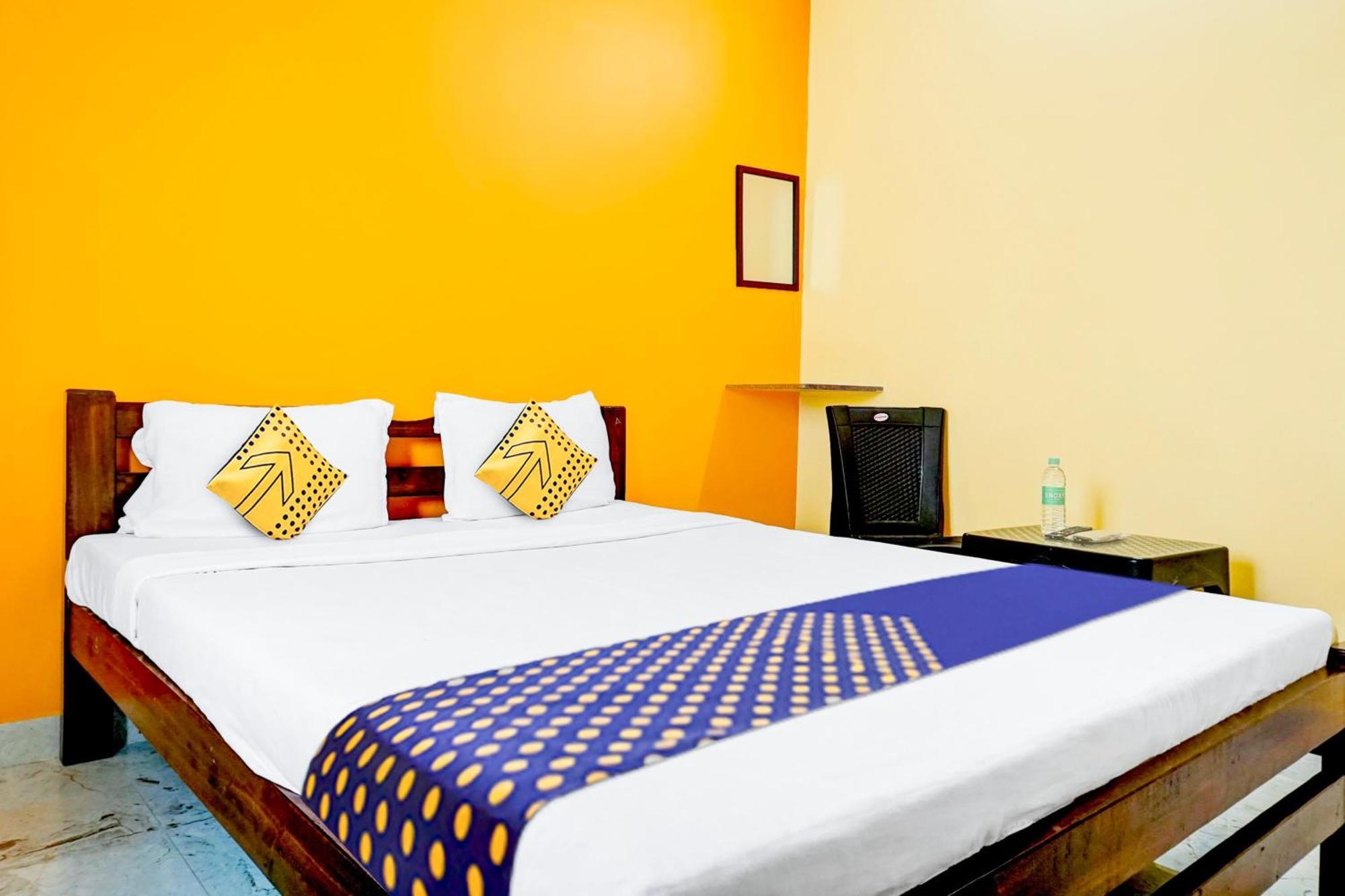Spot On Hotel Shree Samarth Lodging Kolhapur Extérieur photo