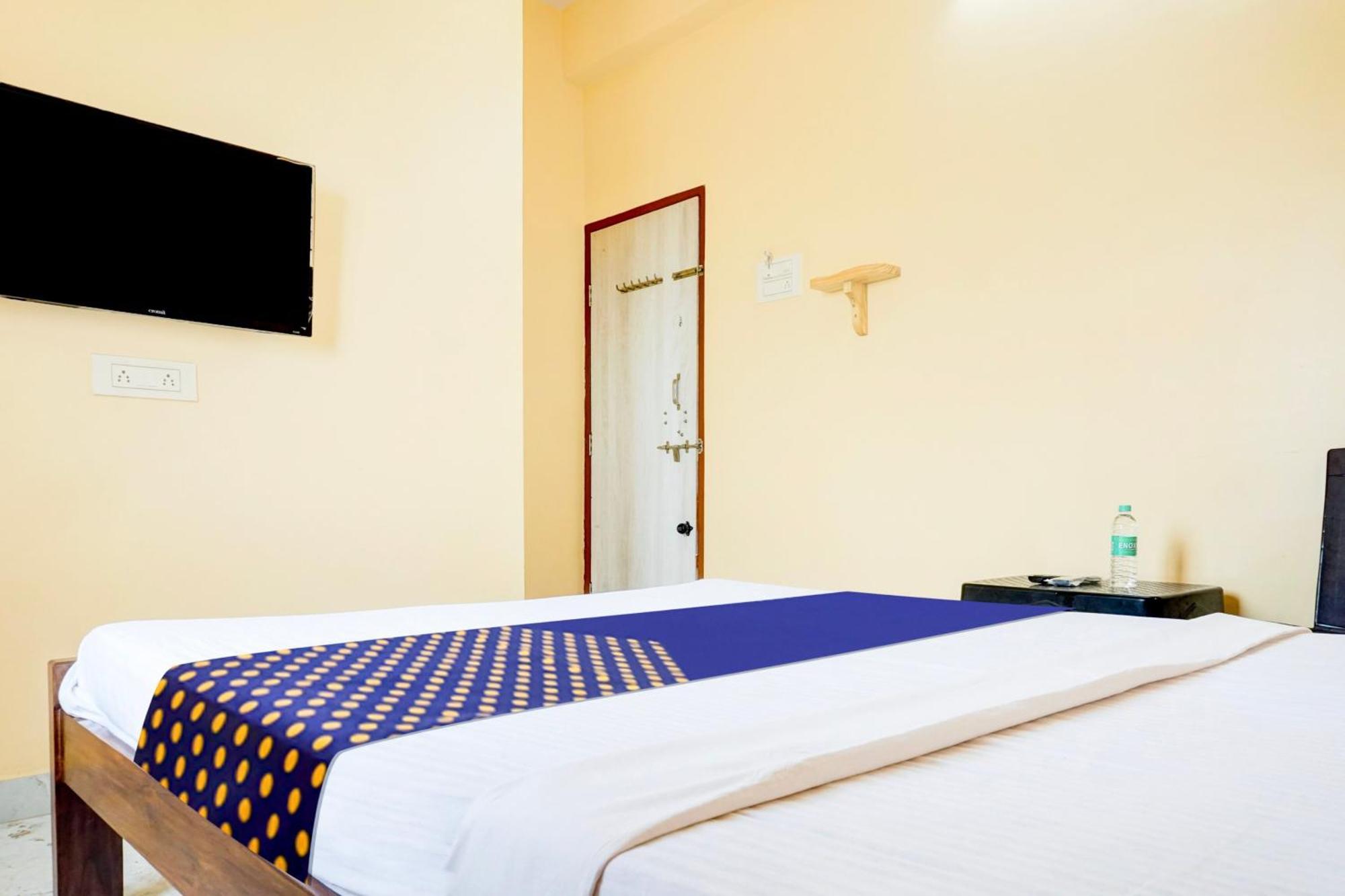 Spot On Hotel Shree Samarth Lodging Kolhapur Extérieur photo